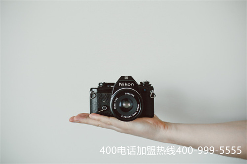 (公司400的電話)(企業(yè)為什么要選擇400電話，有什么用？)