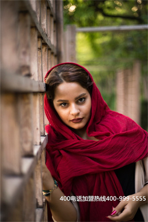 (企業(yè)申請(qǐng)400電話(huà)號(hào)碼)(400電話(huà)在企業(yè)競(jìng)爭(zhēng)中的作用)