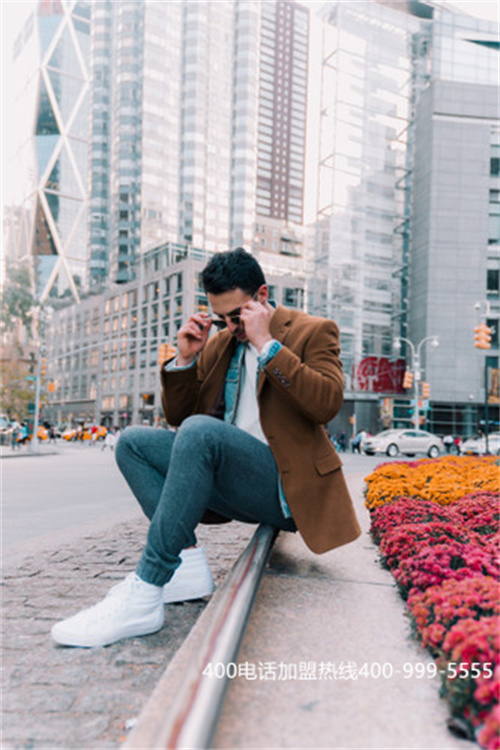 (400是免費的電話嗎怎么收費標(biāo)準(zhǔn))(免費400電話是怎么辦理的)