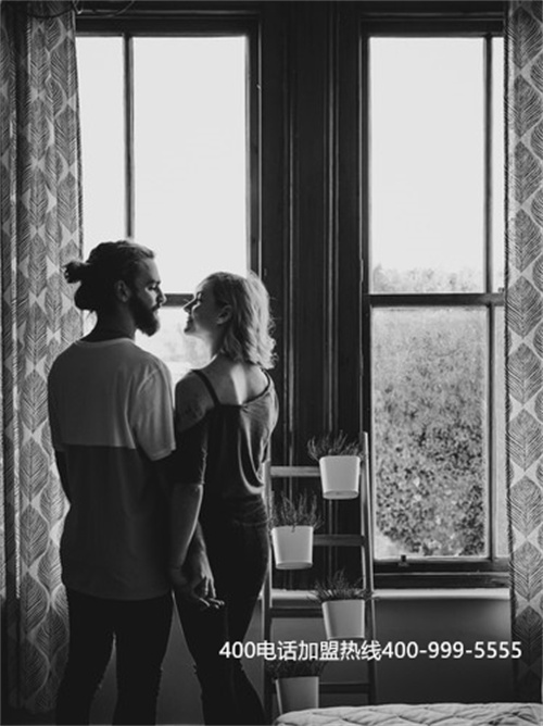 (400電話在哪申請需要什么費用)(400電話申請渠道有哪些？應(yīng)該怎樣進行申請？)